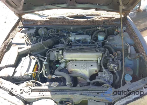 1997 Honda Accord z USA, uszkodzony, nr VIN 1HGCB5635VA037872